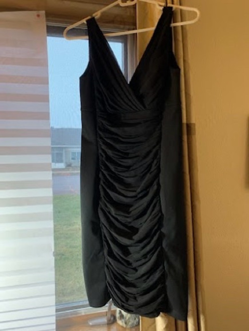 White House Black Market (WHBM) Ruched Sleeveless V-Neck Sheath Dress